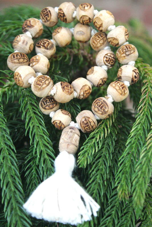 How to Use a 27-Bead Tulsi Mala in Meditation