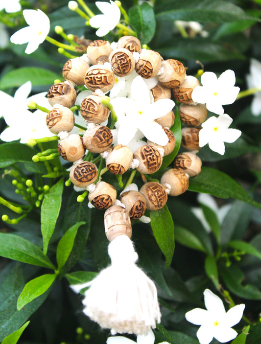 How to Choose the Right Tulsi Mala for Meditation