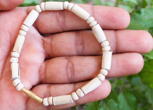Tulsi Bracelet Benefits: Health, Wealth & Spiritual Insights
